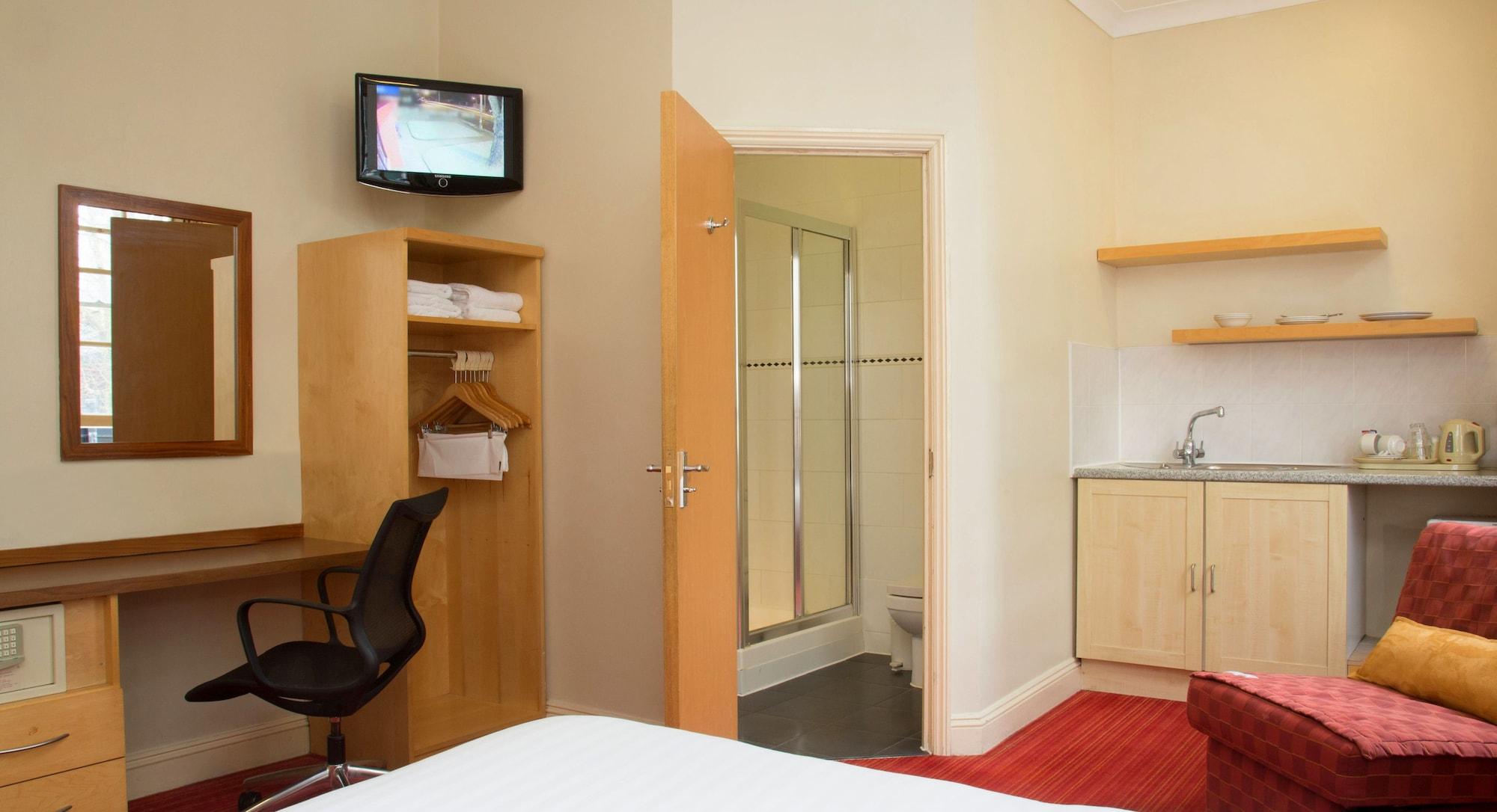 Comfort Inn Victoria Londra Esterno foto