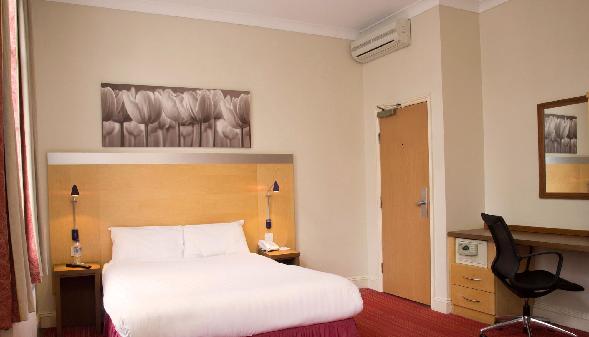 Comfort Inn Victoria Londra Esterno foto