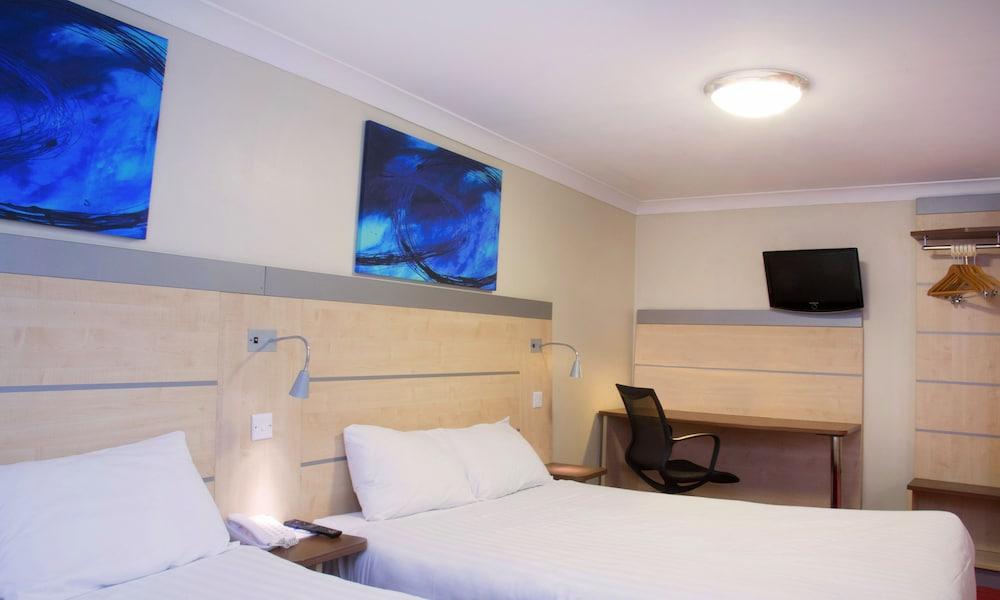 Comfort Inn Victoria Londra Esterno foto