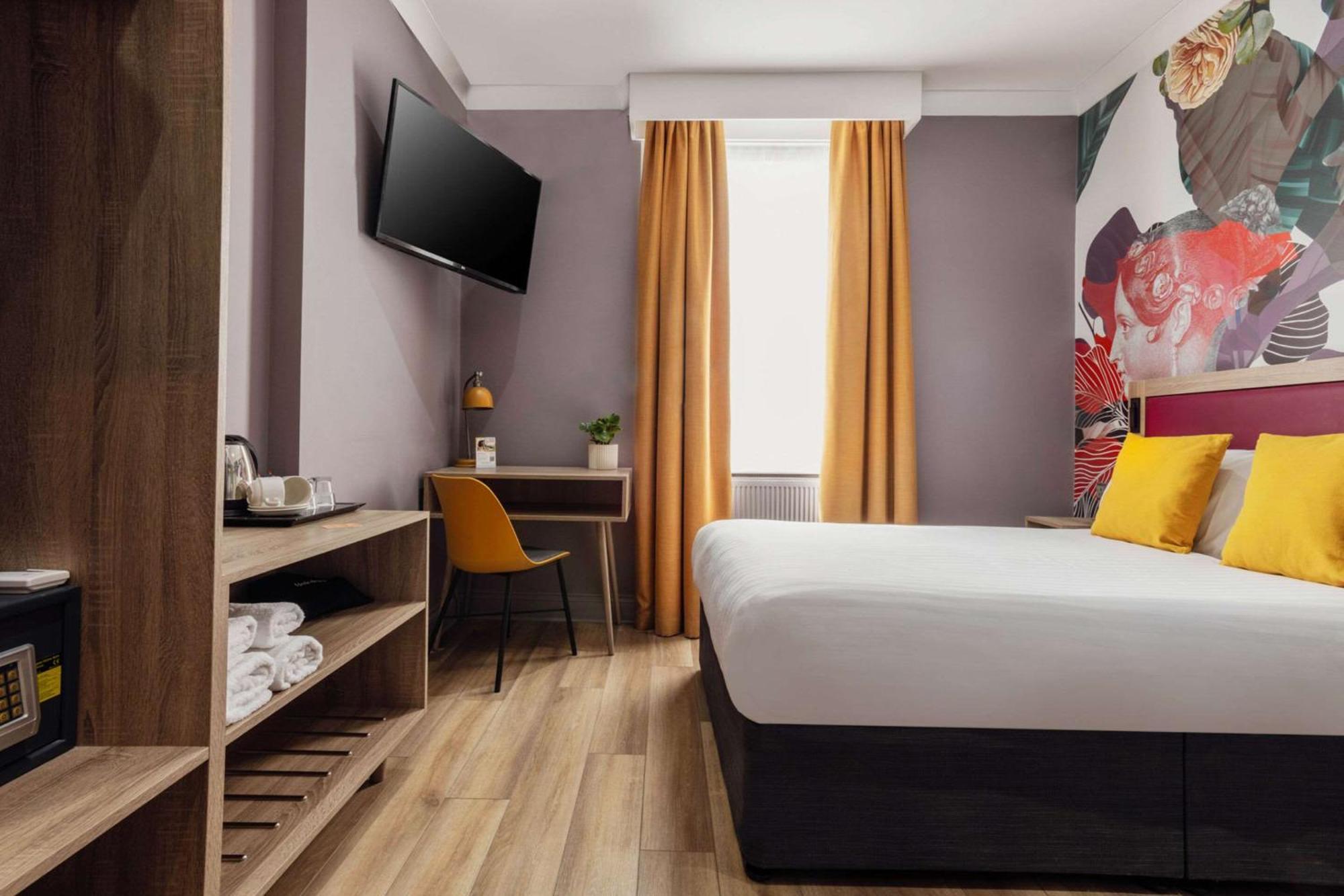Comfort Inn Victoria Londra Esterno foto