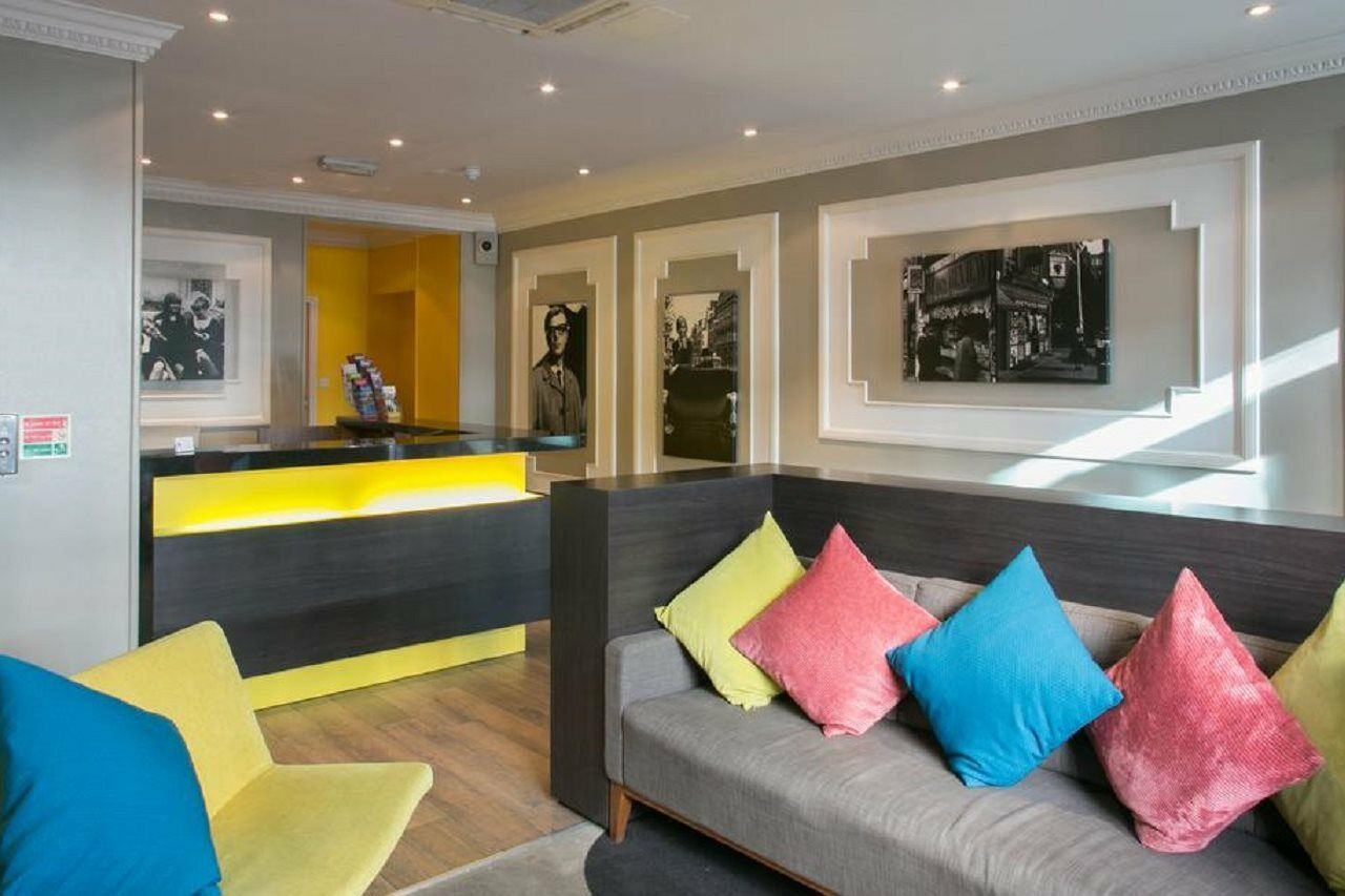 Comfort Inn Victoria Londra Esterno foto